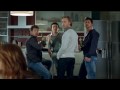 F�r ein Bier geben M�nner alles anschauen
