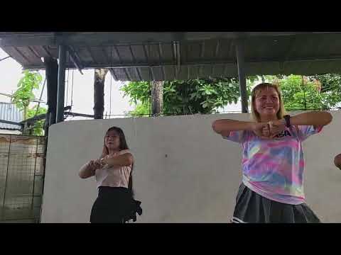 Carmelita zumba dance with energetic momshies #momzche #zumbaclass