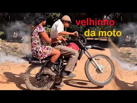O velhinho da moto maluca jaquetinha de couro 2026