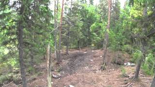 preview picture of video 'Hole 3 disc golf park Laajavuori at Jyväskylä Finland'
