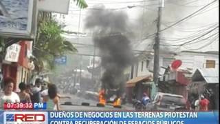 Dueños de negocios en Las Terrenas protestan contra recuperación de espacios públicos