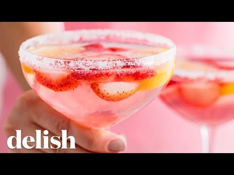 download lagu mp3 mp4 Giggle Juice Moscato, download lagu Giggle Juice Moscato gratis, unduh video klip Giggle Juice Moscato