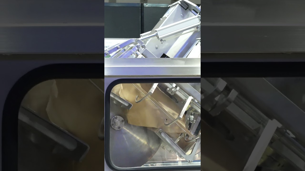 スパッ！ドバッ！原料袋を瞬殺する機械の動きを見て #shorts #foomajapan