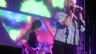 Cat Power - Peace And Love (Live @ Roundhouse, London, 25/06/13)