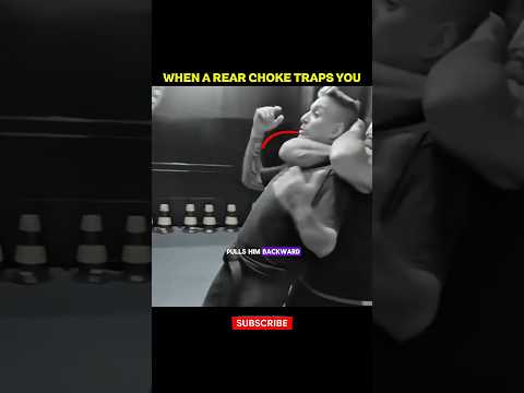 Rear Chokehold Defense in Martial Arts 😱 #chokehold #selfdefense #martialarts
