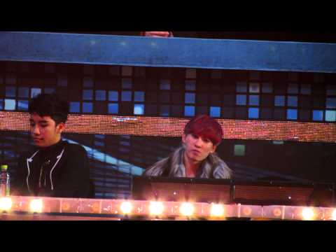 121229 [HD fancam] SJ at SBS Gayo (Hyuk focus)