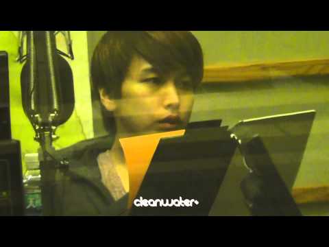 Fancam 130318 Kiss the Radio Sukira SungMin