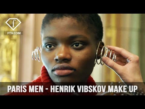 Paris Men F/W 17-18 - Henrik Vibskov: Make-up | FashionTV