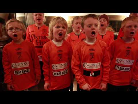 Høyr den nye songen til Rosseland ballklubb