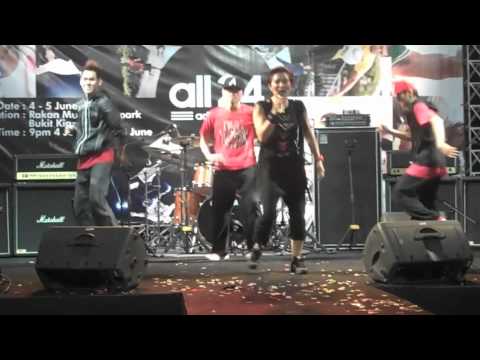 Melissa Indot @ Adidas 24 050611