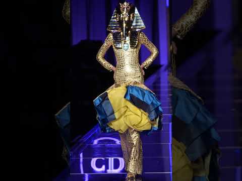 Dior Couture Spring/Summer 2004