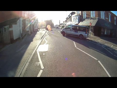 HW07AUF And HY11XOX Pull Out On Cyclist