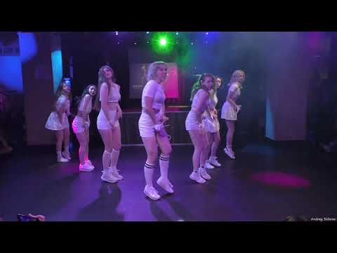 S.O.V.A - Sonamoo - Friday night