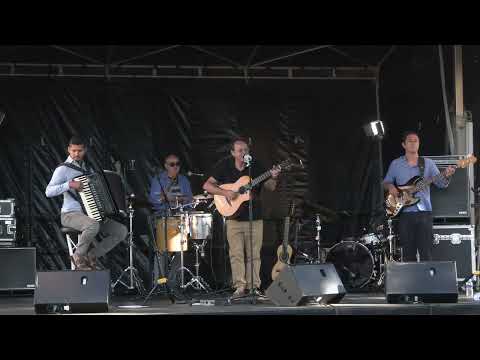 Marcio Faraco live in Carolles