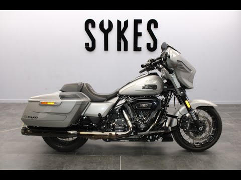 2023 Harley-Davidson FLHXSE CVO Street Glide in Dark Platinum