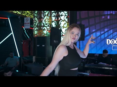 Doğukan Keskiner&Pınar İpek&Çınar Deniz-Develi/Yılana Bak (Canlı Performans)