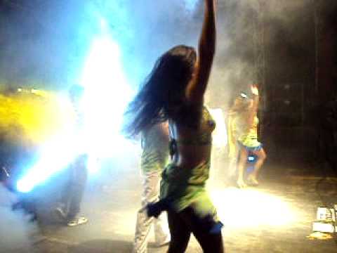 Cabaré familiar Ton Oliveira