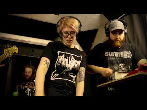 Holy Grinder - Dead Cop & Absolute Corruption [Live at Apartment 2]