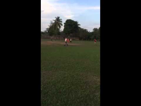 Juego de futbol en La Arrocera, Florida Camagüey