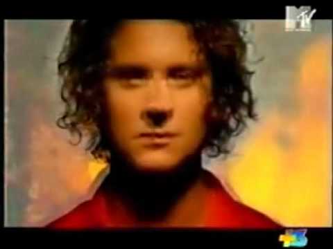 Stakka Bo & Titiyo - We Vie