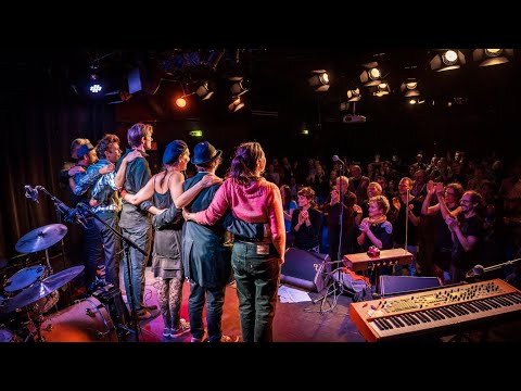 Playbackdolls:  FARBENSTAU  -  live @ Sargfabrik Wien, 7.10.2022