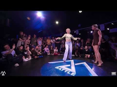 Waacking Pro | 1/4 Final | Elizabeth the Great vs Тая