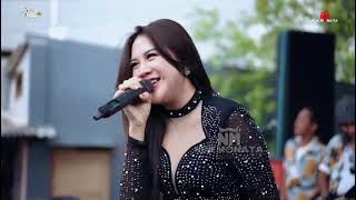 Download lagu Aurel oktavia -(New Monata wiyung-New Bee) sawerrr sawerrr.... mp3