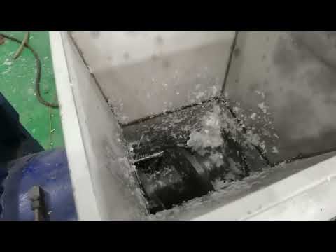 Zkušební provoz odšťavňovače fólií