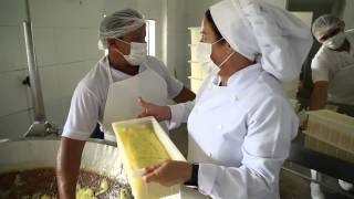 preview picture of video 'Queijo de manteiga e coalho na cidade de caiçara'
