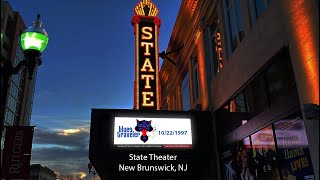 Blues Traveler performing &quot;Great Big World&quot; at the State Theater in New Brunswick, NJ on 10/22/1997