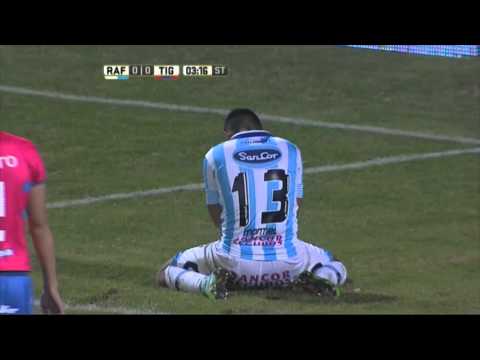 Gran atajada de García para evitar un golazo. Rafaela 0 - Tigre 0. Fecha 14. Primera División 2016