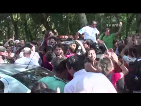 Estudantes da UFSC ocupam prédio da reitoria -