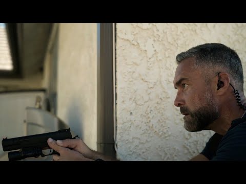 S.W.A.T. Find Salman Radek - S.W.A.T. 4x02