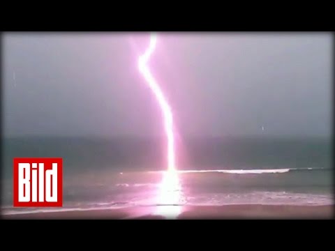 Blitz in Zeitlupe - Lightning in Slow Motion - Natur in Zeitlupe (Donner / Unwetter / Slowmotion)