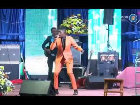 PRAISE GUVHEYA - LIVE @ AFM RUFARO YOUTH CONFERENCE 2018