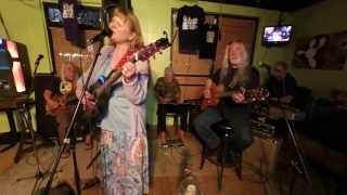 JUNE RUSHING BAND - 'Sweet Dreams Of You' - Live@Cecil's Dirty Apron