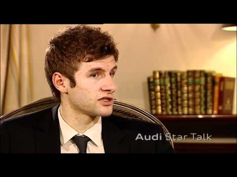 Thomas Müller exklusiv (Audi Star Talk with translation)