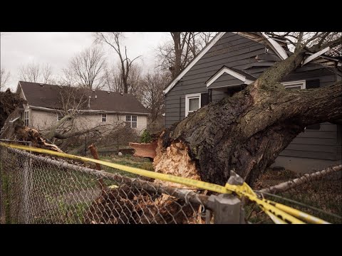 LG&E: 'Significant' power outages with no restoration time given