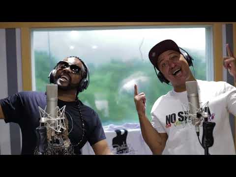 QUERO OUVIR UM BOM SAMBA - Renato da Rocinha part. especial Xande de Pilares