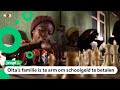 Kinderen in Nigeria gaan op schaakles om naar school te kunnen