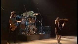 AC/DC - Shot Down in Flames (live Paris &#39;80)
