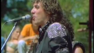 PANTALLA DEL MUNDO NUEVO   RIFF   1982