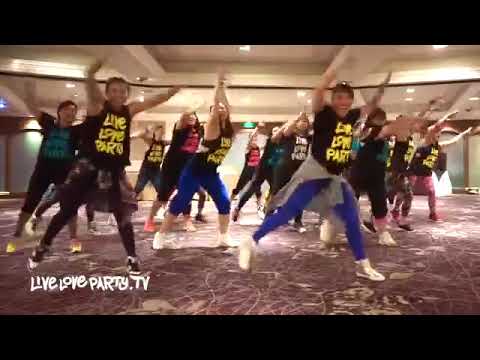 Levantando Las Manos by El Simbolo   Zumba®   Live Love Party