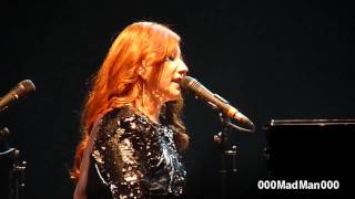 Tori Amos - Way Down - HD Live at Le Grand Rex, Paris (05 Oct 2011)