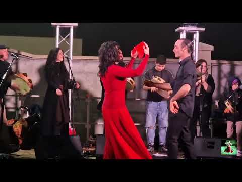 Arneo Tambourine Project - Pizzica " Lu Tambureddu meu " Rachele Andrioli e Lucia Passaseo alla voce