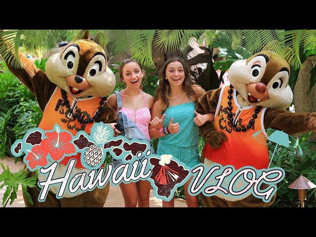 Brooklyn and Bailey in Hawaii | Vacation Ideas