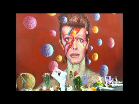 Fãs de todo o mundo homenageiam David Bowie