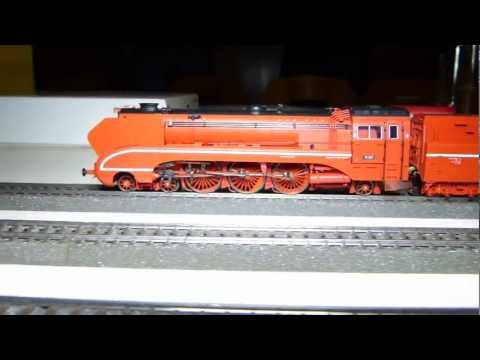 16. Stummi-Treff WN,  17 - BR 10 001 - Langsame Fahrt in Nahaufnahme