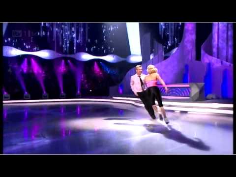(HD) Jayne Torvill & Christopher Dean - Why Do Fools Fall In Love (week 10 DOI6)