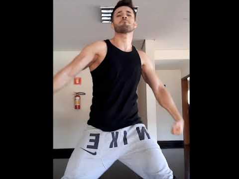 Dancing Capricórnio - Xama and Gloria Groove